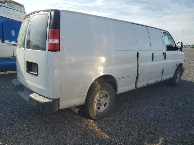 2020 Chevrolet Express G2500