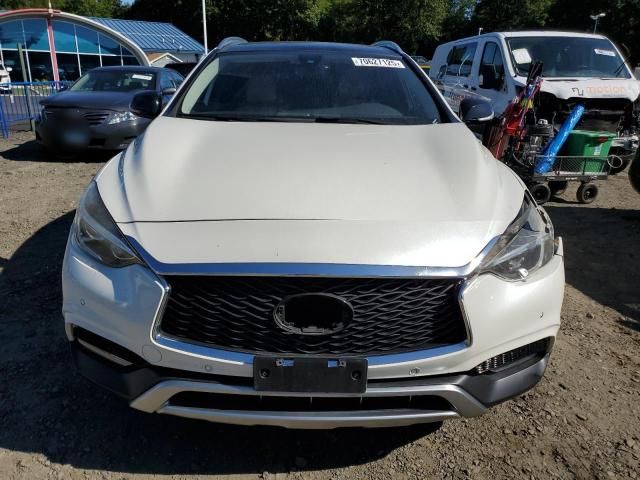 2017 Infiniti QX30 Base