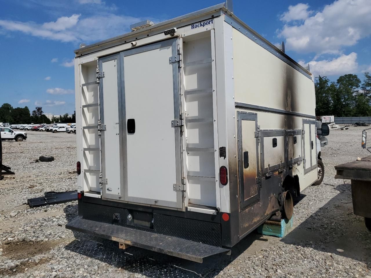 2024 Ford Econoline E450 Super Duty Cutaway Van