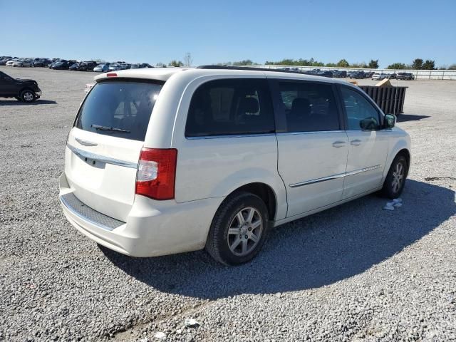 2012 Chrysler Town & Country Touring