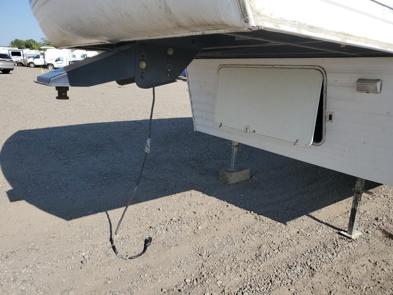 2002 Dutchmen Trailer