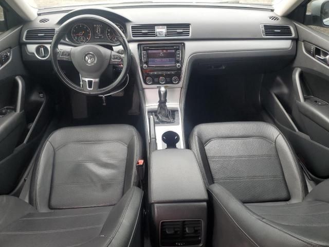 2013 Volkswagen Passat SE