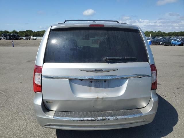 2012 Chrysler Town & Country Touring