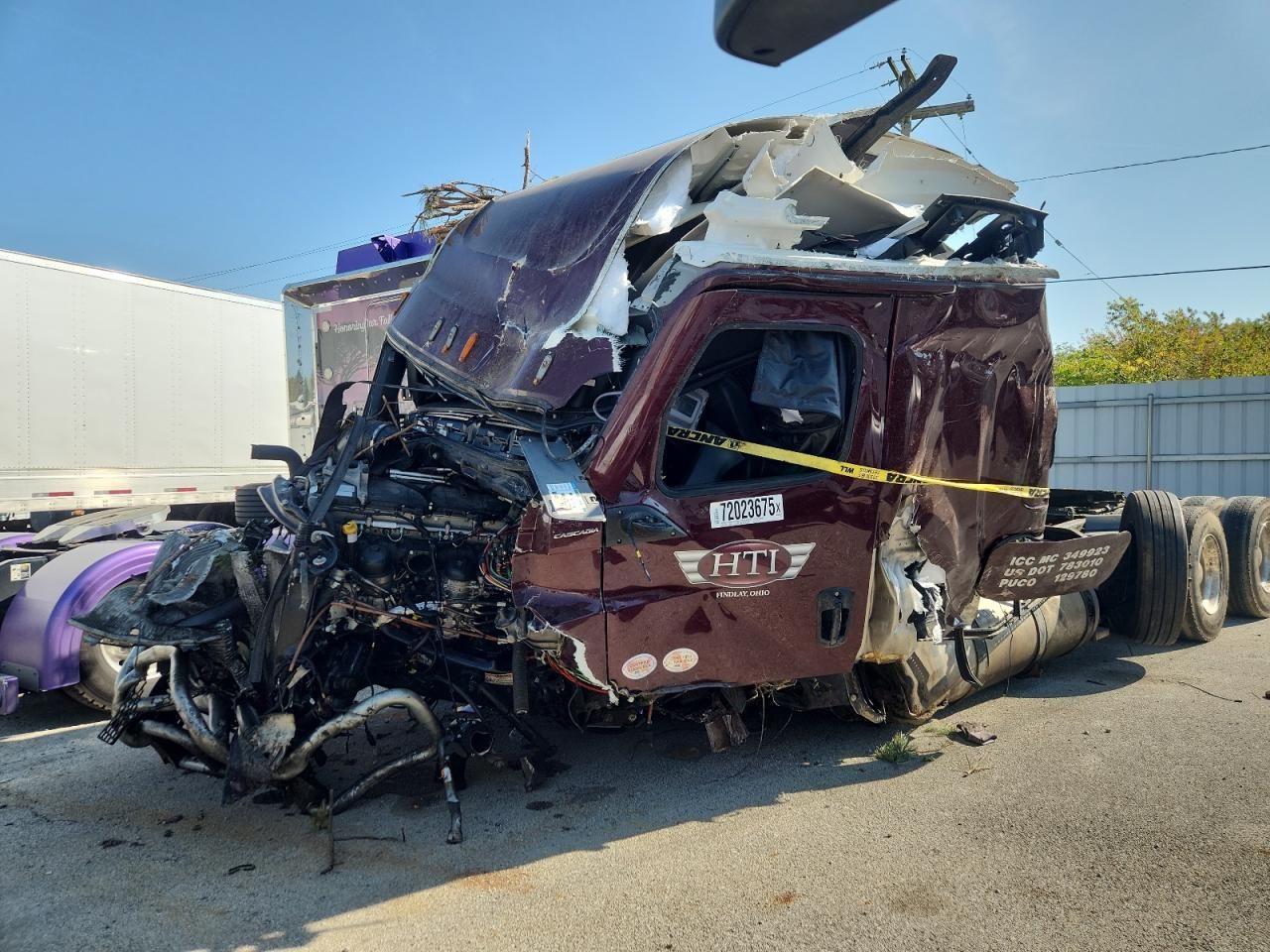 2025 Freightliner Cascadia 126 Semi Truck