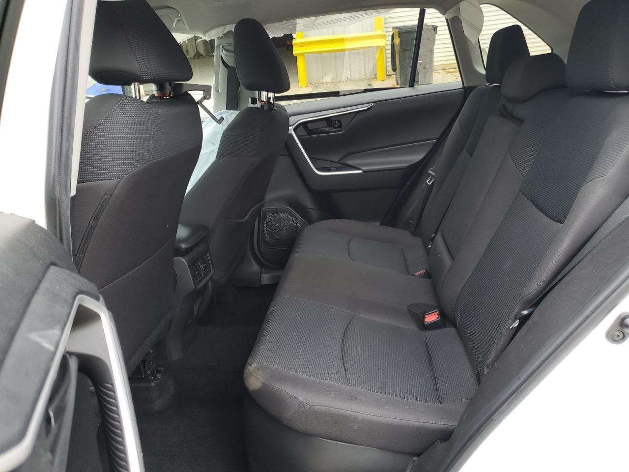 2022 Toyota Rav4 Hybrid le