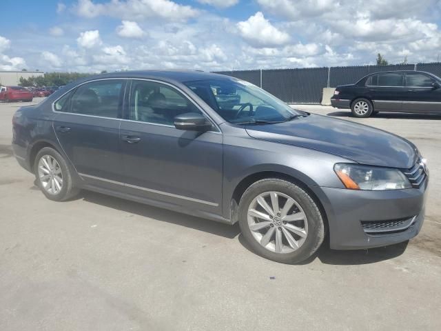 2013 Volkswagen Passat SEL