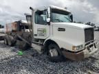 2002 Volvo VHD ROLL-OFF Container Truck