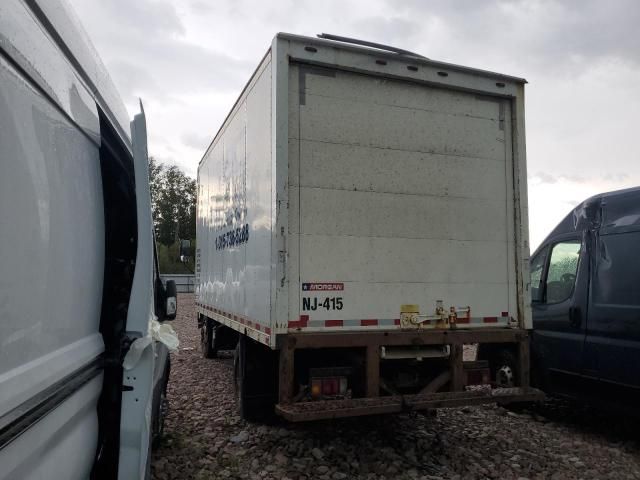 2015 Hino 195