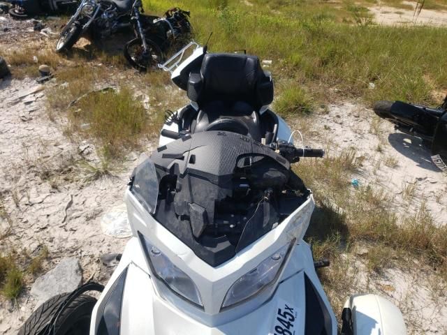 2018 Can-Am Spyder Roadster RT