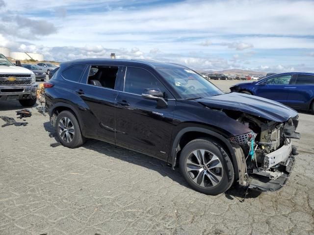 2021 Toyota Highlander Hybrid XLE