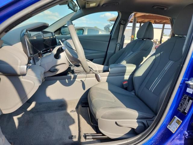 2024 Hyundai Elantra Blue