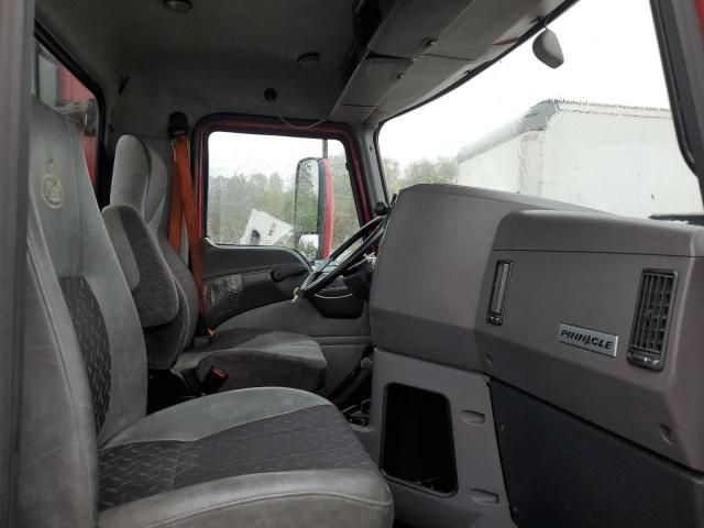 2017 Mack CXU613 Semi Truck