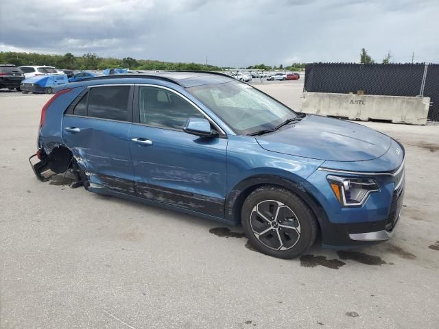 2024 KIA Niro SX