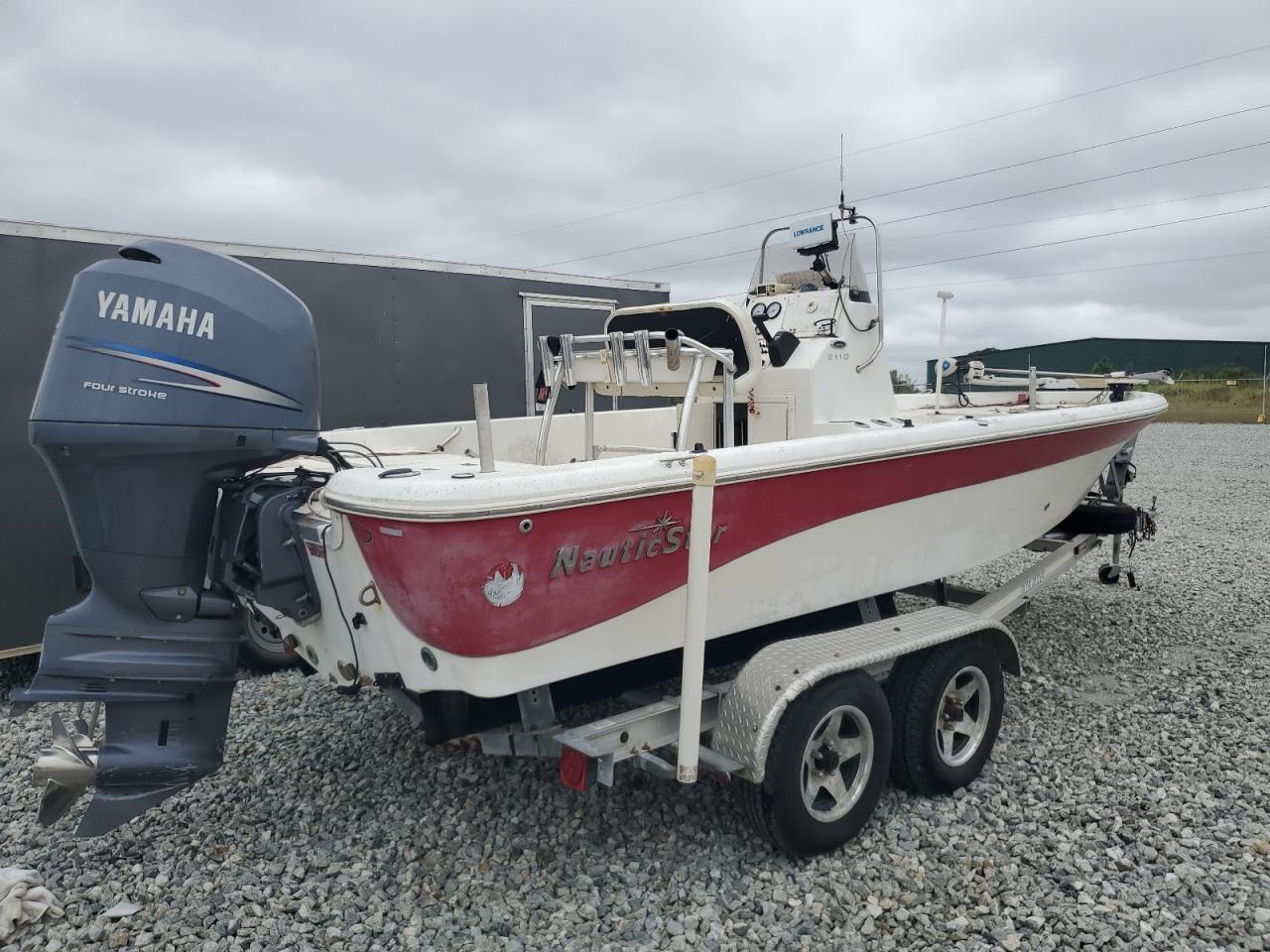 2010 Nauticstar Boat