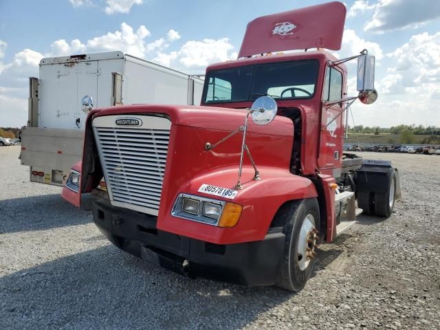 2002 Freightliner FLD120 Semi Truck