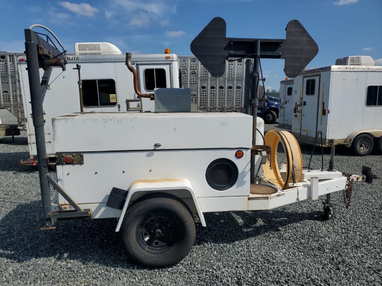 2004 Team Fenex Manhole Support Trailer