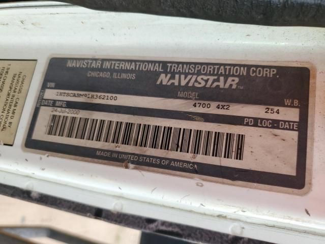 2001 International 4700 Flatbed Truck