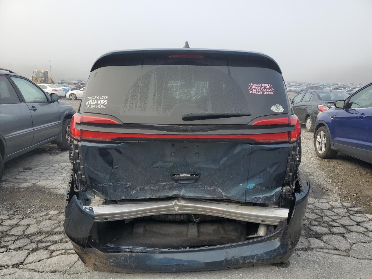 2023 Chrysler Pacifica Hybrid Touring l