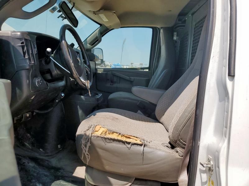 2017 Chevrolet Express G2500