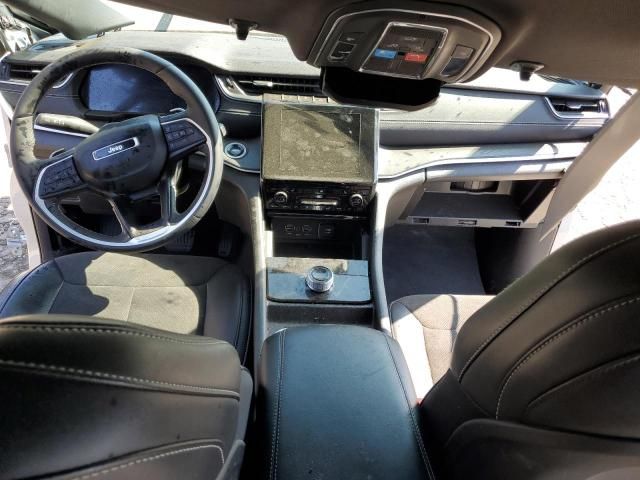 2024 Jeep Grand Cherokee L Laredo