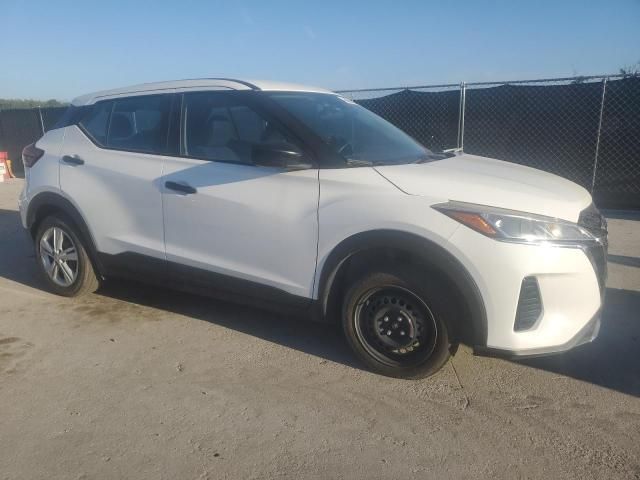 2022 Nissan Kicks S
