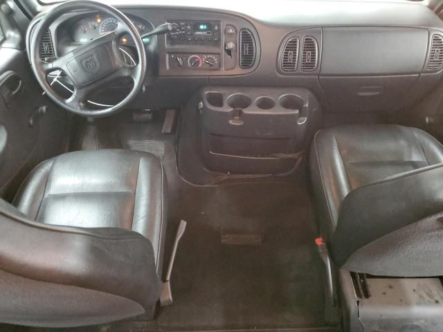 2001 Dodge RAM Wagon B2500