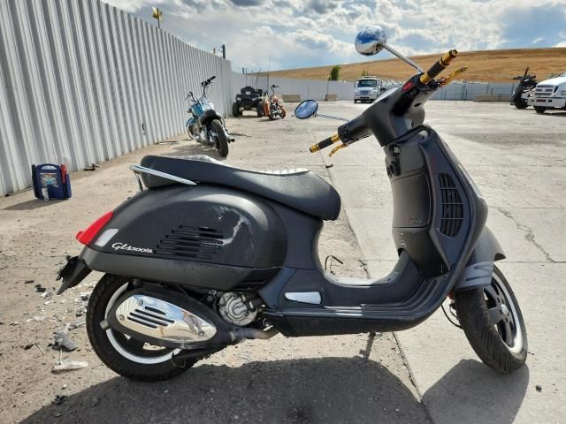 2013 Vespa GTS 300 Super