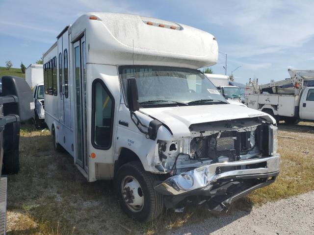 2016 Ford Econoline E450 Super Duty Cutaway van