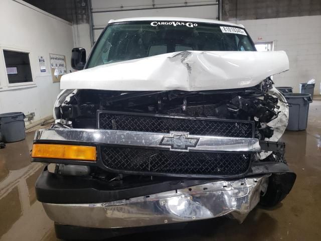 2017 Chevrolet Express G3500 LT