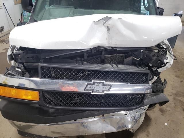 2017 Chevrolet Express G3500 LT