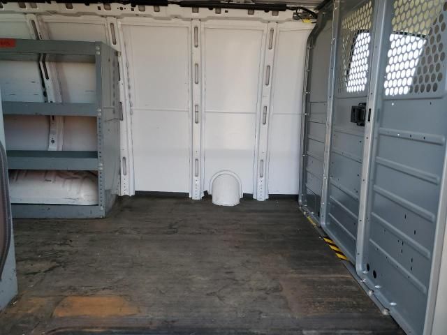 2021 Chevrolet Express G2500