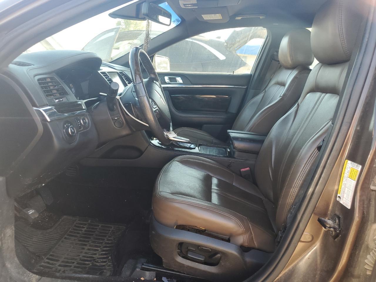 2015 Lincoln MKS
