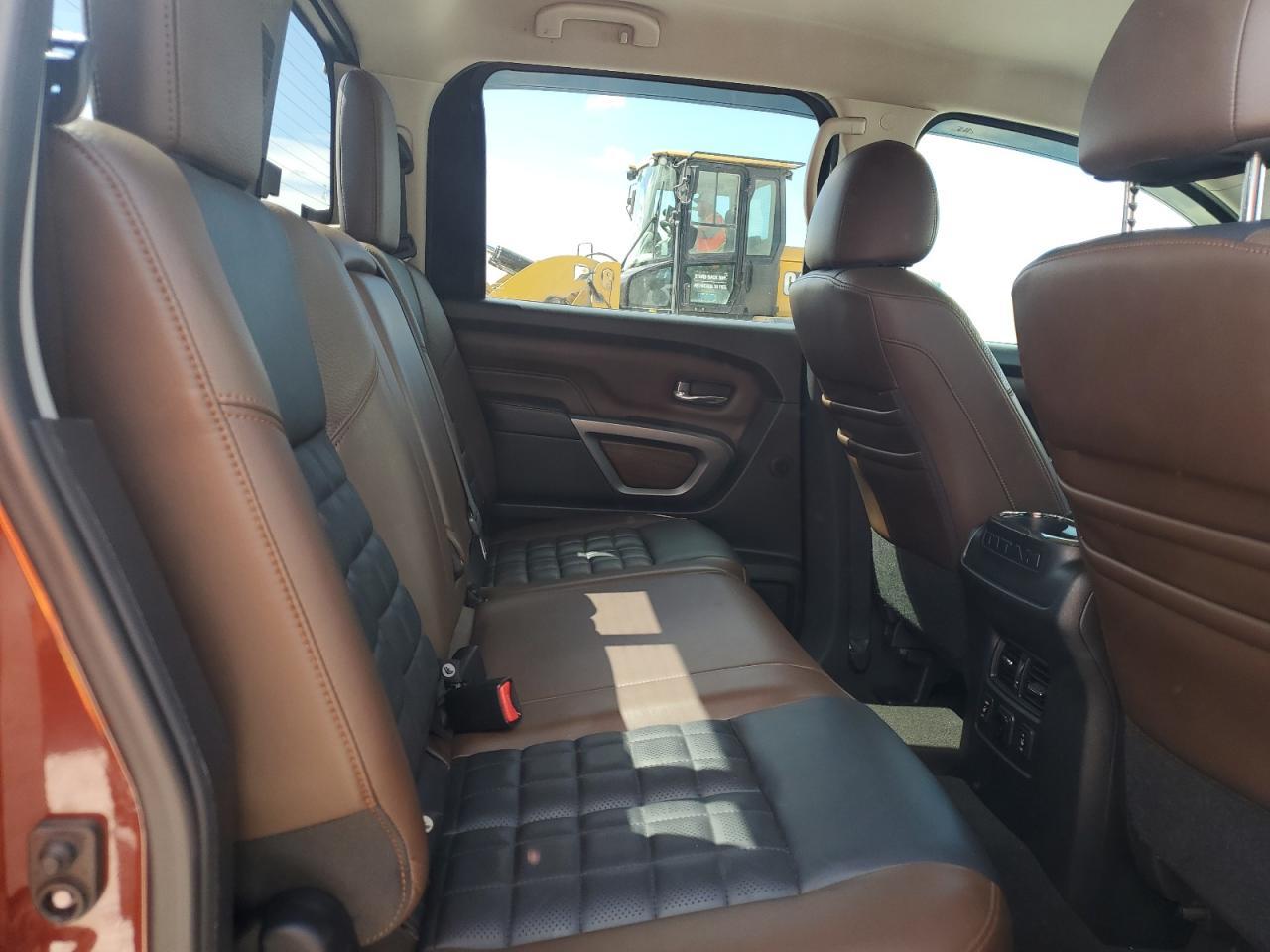 2016 Nissan Titan XD SL