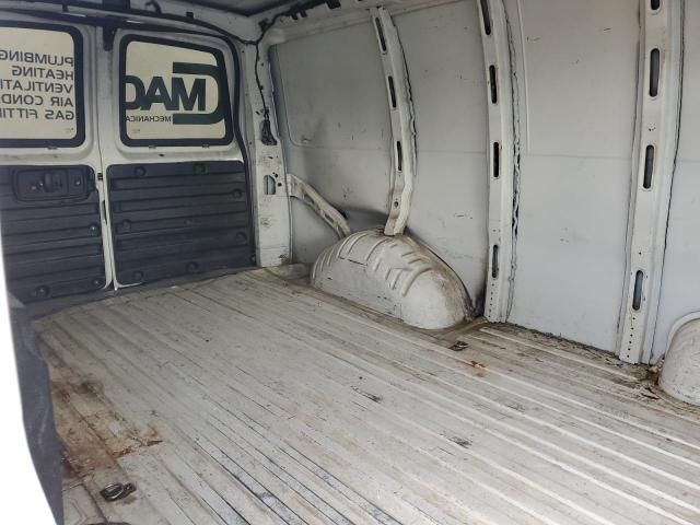 2016 GMC Savana G2500