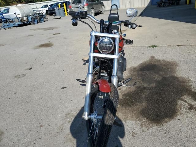 2011 Harley-Davidson Fxdwg