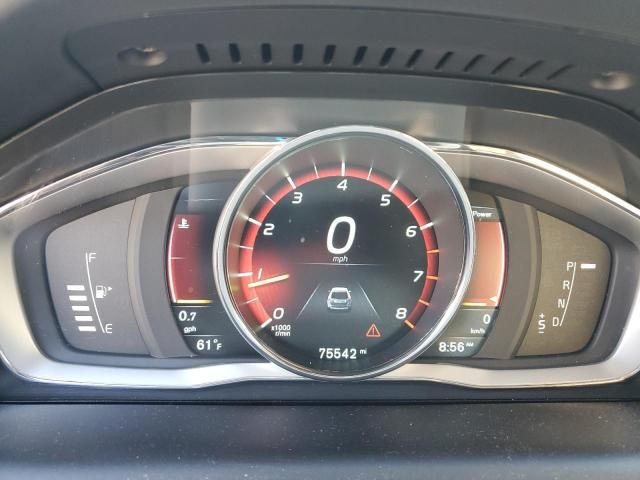 2015 Volvo XC60 T6 Platinum