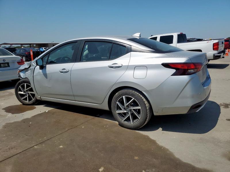 2022 Nissan Versa sv
