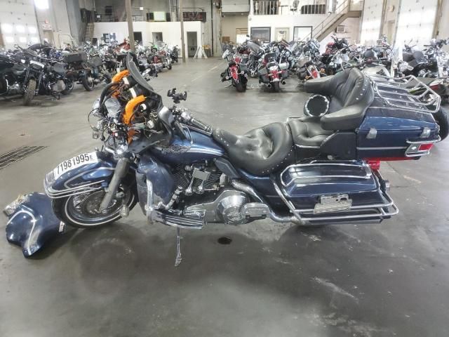 2003 Harley-Davidson Flhtcui