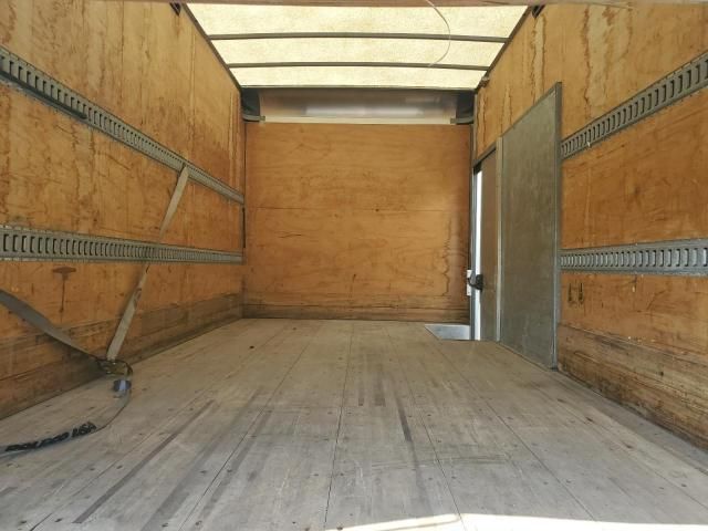 2015 Mitsubishi Fuso Truck OF America INC FE FEC72S