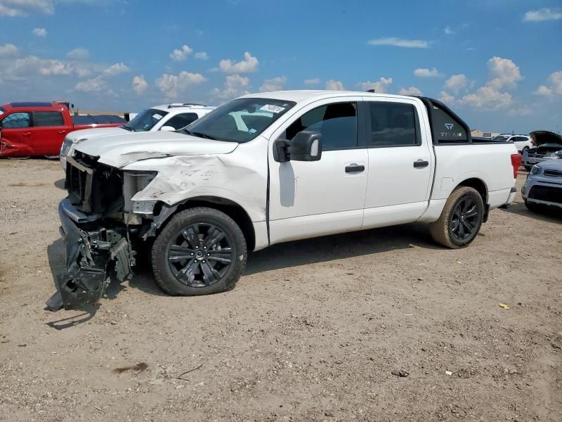 2023 Nissan Titan SV