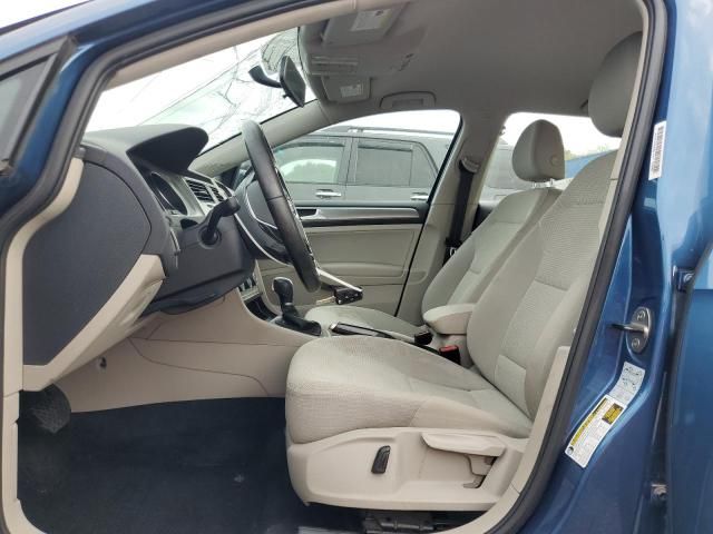 2017 Volkswagen Golf Sportwagen S