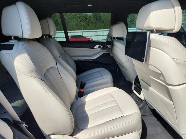 2020 BMW X7 M50i
