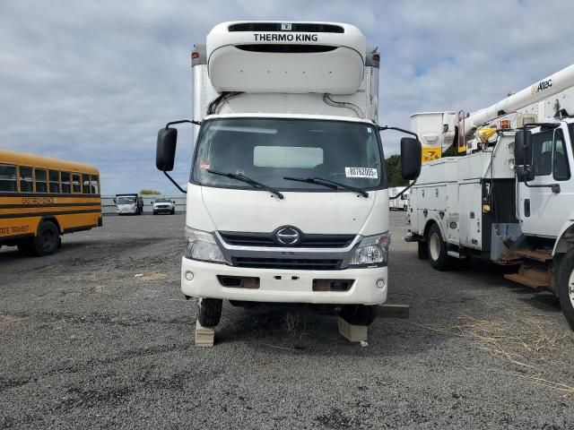 2014 Hino 195