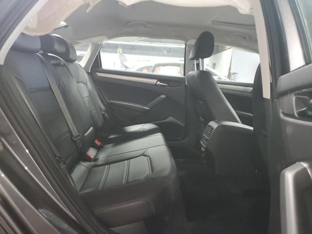 2021 Volkswagen Passat se