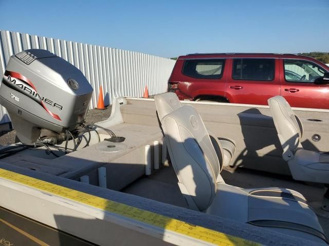 1999 Sylvan Expedition Boat-Boat