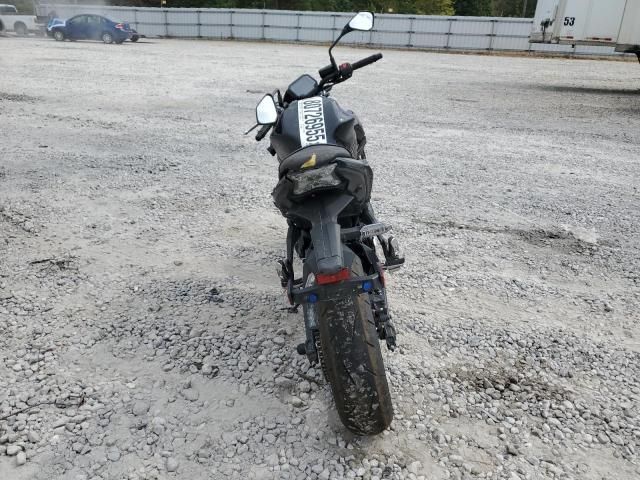 2025 Kawasaki ER650 P