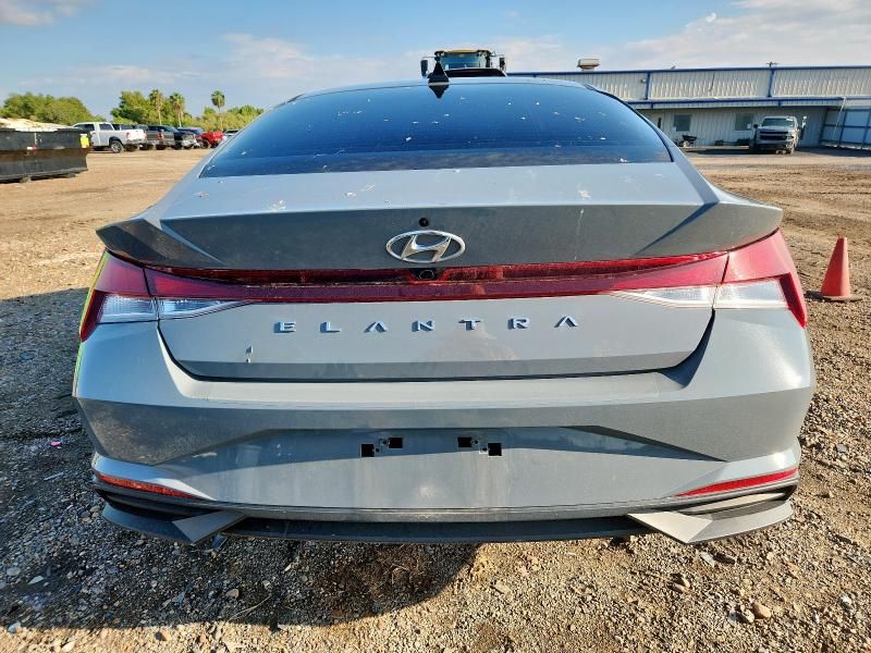 2022 Hyundai Elantra SEL
