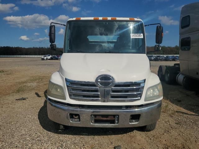 2008 Hino Hino 185-BOX Truck