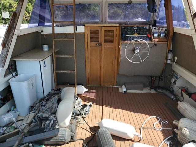 1974 Carver Yachts Boat