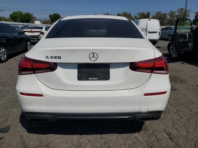 2019 Mercedes-Benz A 220